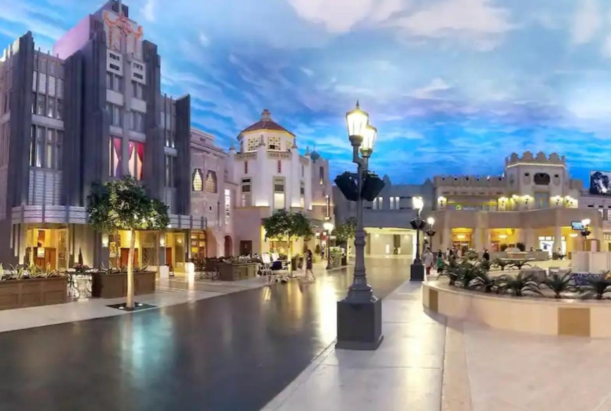 Corniche Street - For Males "Peaceful Bed Space" Abu Dhabi Exterior foto
